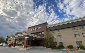 La Quinta By Wyndham Harrisburg Airport Hershey